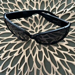 Women's Black Oversized Fashion Sunglasses